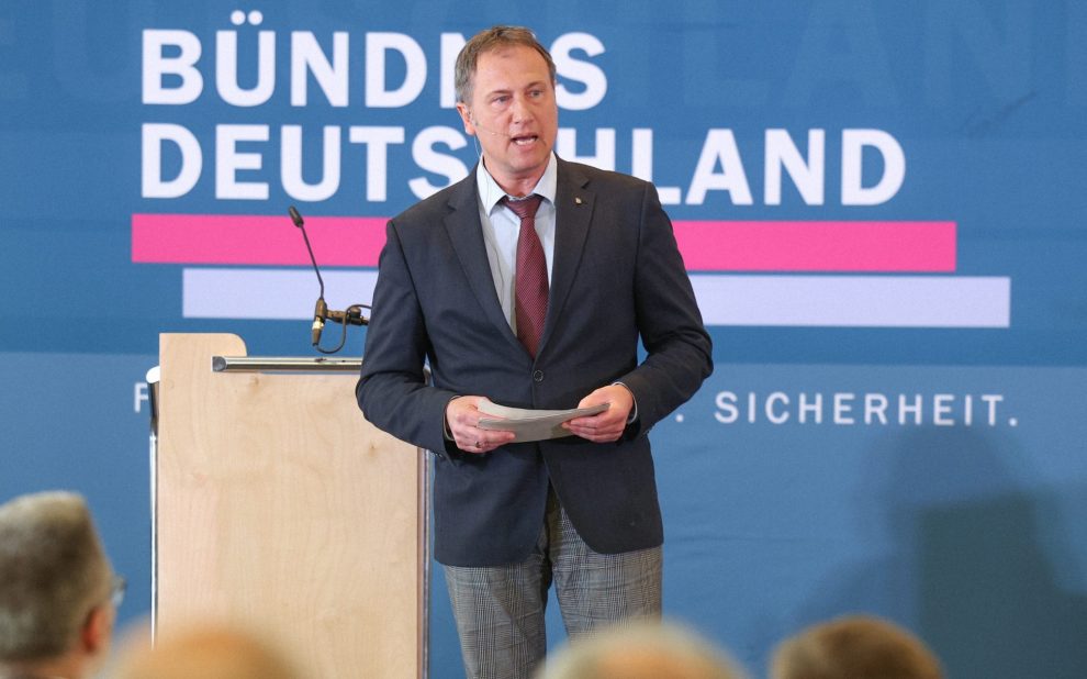 img 5550 scaled 2560x1280